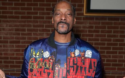 Snoop Dogg acquires Death Row Records
