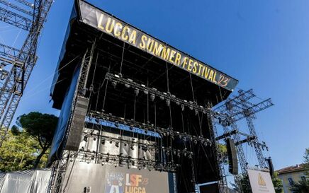 Robbie Williams performs with Martin Audio MLA at Lucca Summer Festival