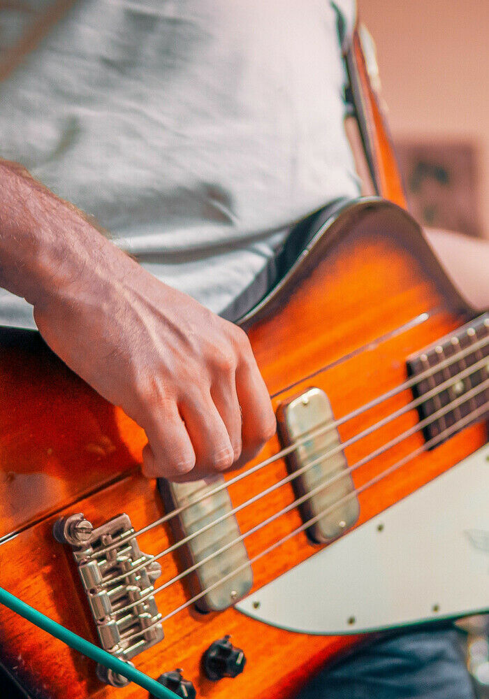 How to Record Bass Guitar: 4 Top Tips!