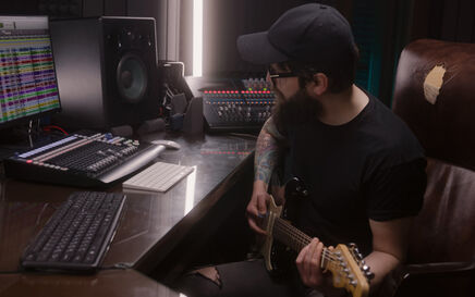Top Tips for Mixing Electric Guitars