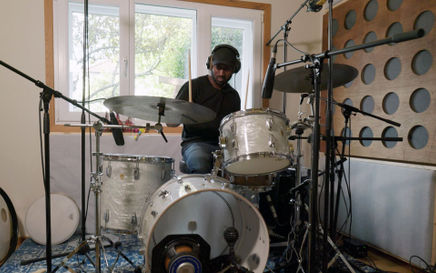 How to Record Drums Like a Pro with Julian Kindred & Oeksound