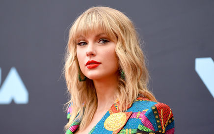 Taylor Swift Donates £36,400 To Widowed Mother Of Five